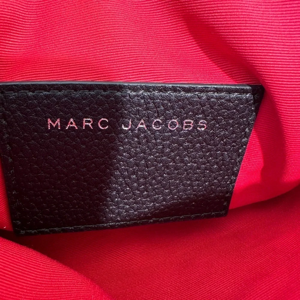 💯Authentic Marc Jacobs Black Crossbody Bag🍀 - Picture 7 of 17